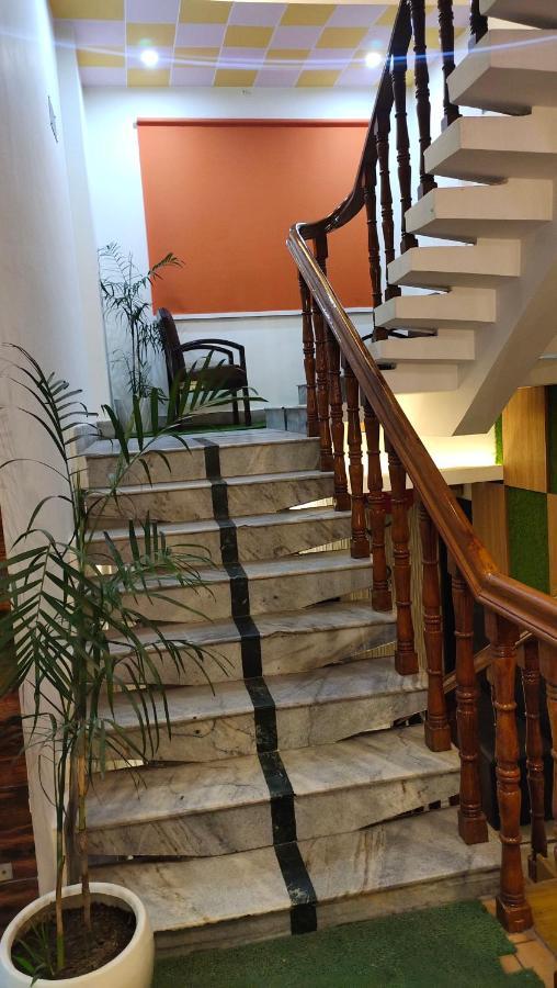 hotel shivay palace Basti Exterior foto